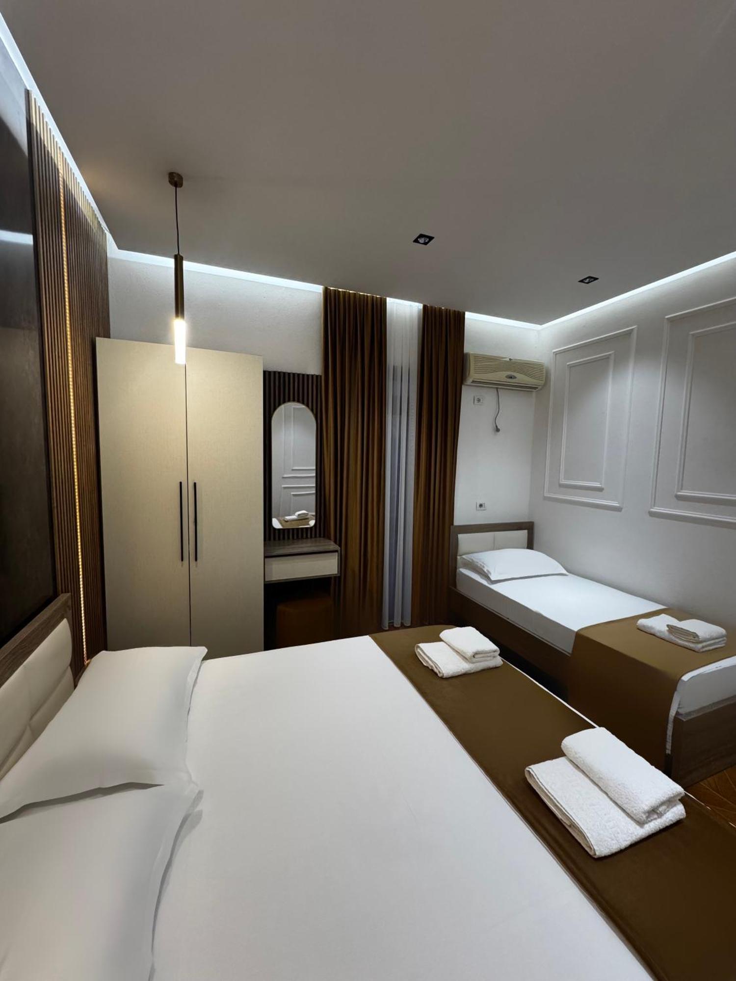 Apartments Costa Azzurra Velipoje Ngoại thất bức ảnh